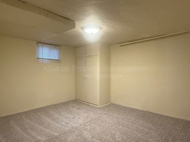 Building Photo - 322 Farragut Ave