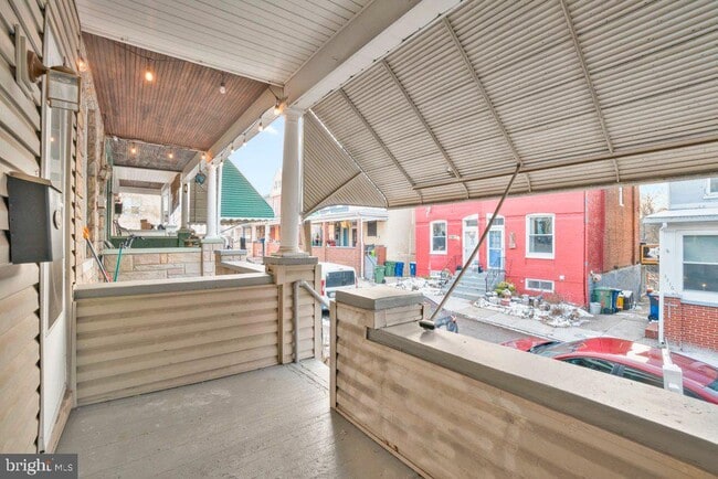 Building Photo - 3321 Elm Ave