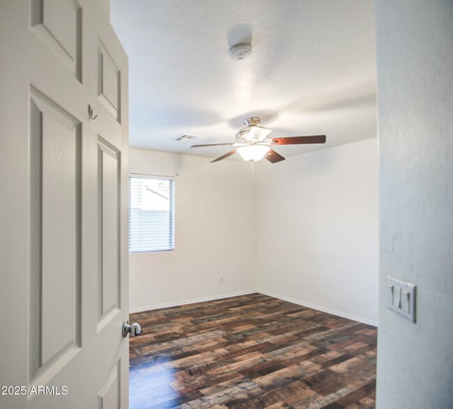 Building Photo - 2586 W Bartlett Way