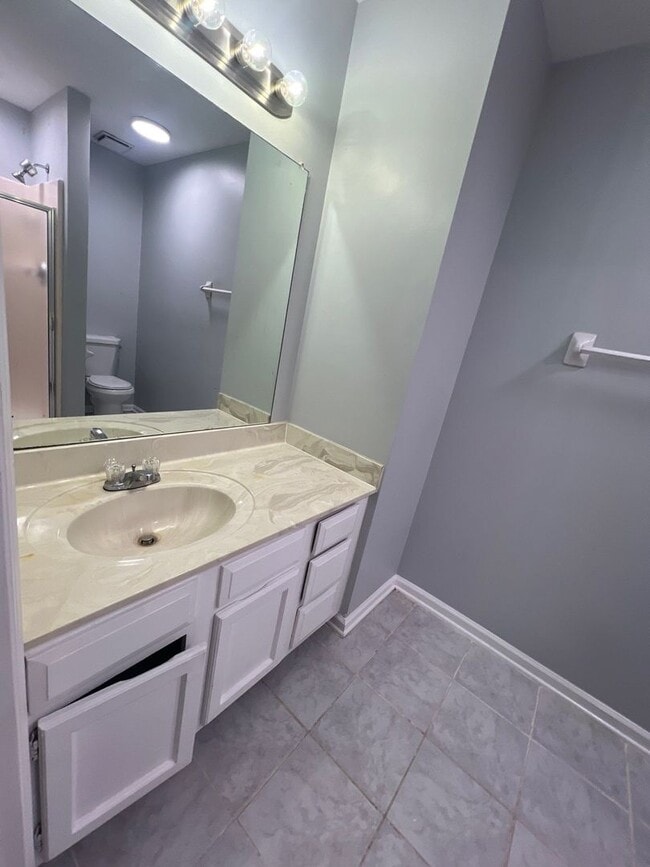 Building Photo - 219 Hickory Forge Dr