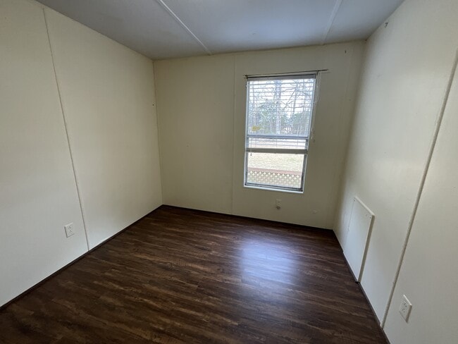 Building Photo - 1053 Vz County Rd 1927