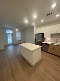 Building Photo - 4485 S Preston Rd