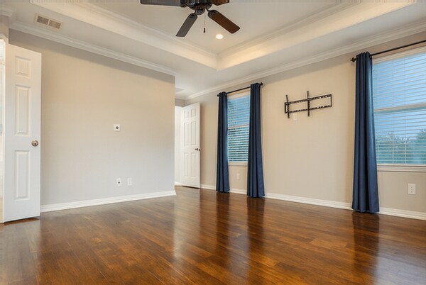 Building Photo - 15427 Bay Tree Landing