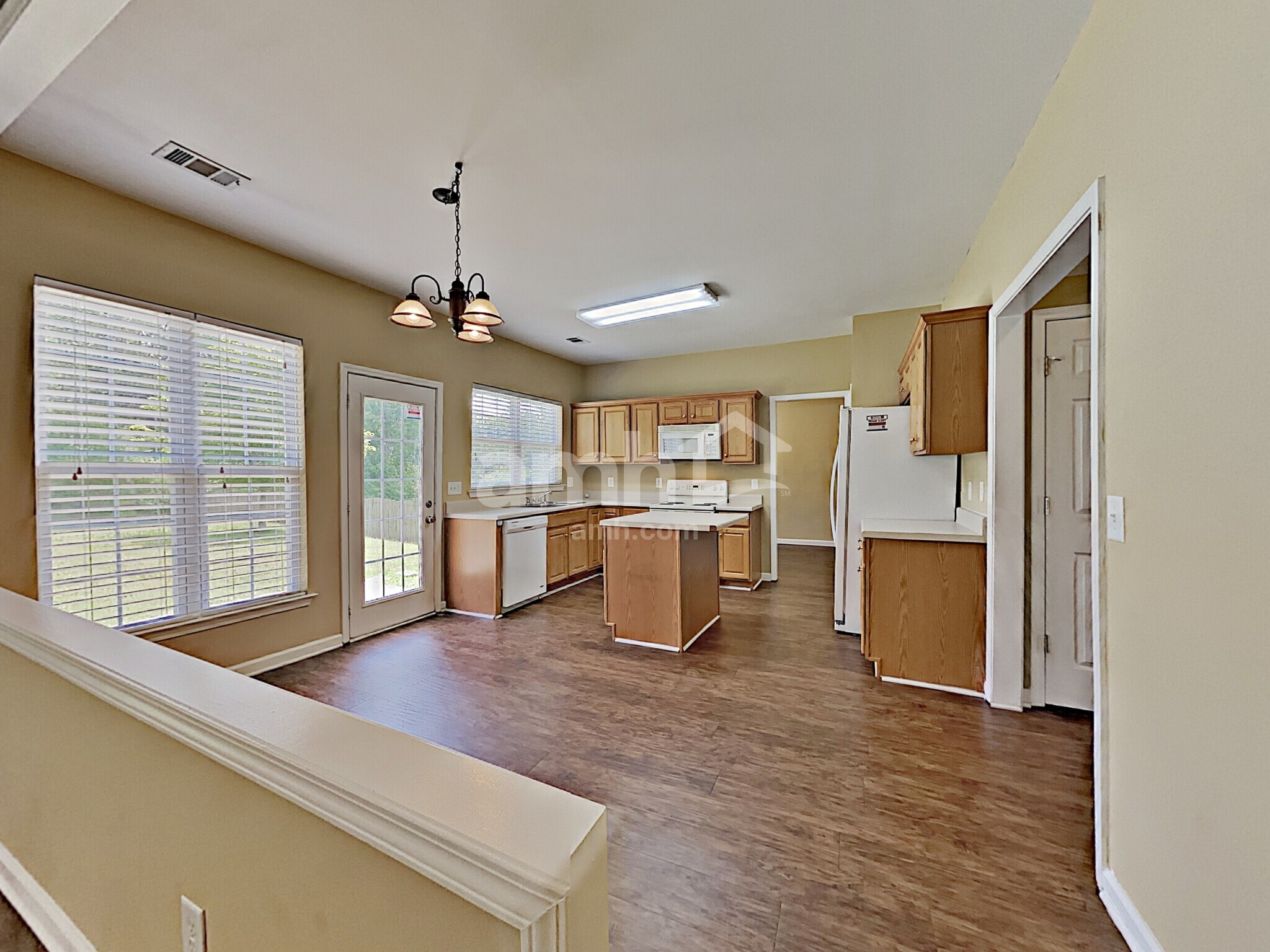 Building Photo - 2251 Monthemer Cv
