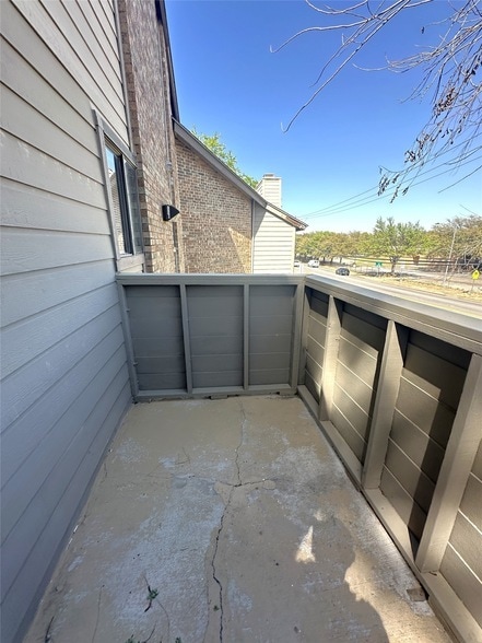 Building Photo - 1600 Pecan Chase Cir
