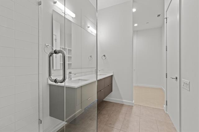 Building Photo - 4210 Delano Pl