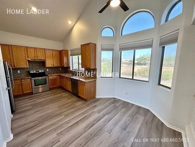 Building Photo - 13201 W Rimrock-