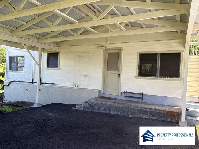 Building Photo - Furnished 2 Bedroom w/ Bonus Studio Downstairs