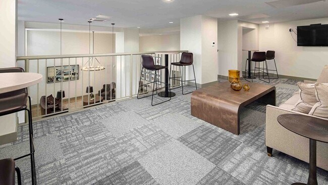 Building Photo - 2308 4th Ave N