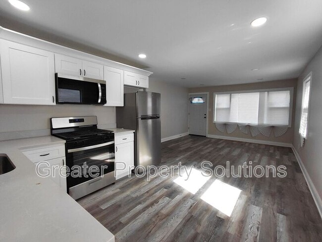Building Photo - 3444 163rd St