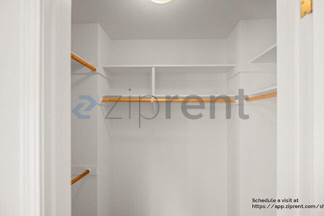 Building Photo - 3583 Madison Common