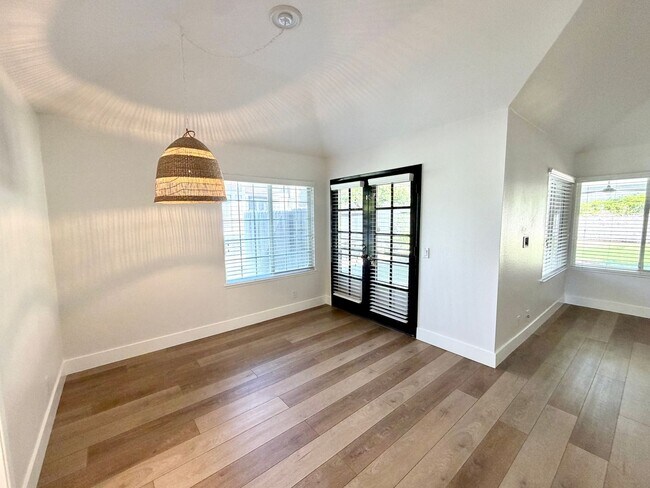 Building Photo - Welcome Home to Prestigious North Upland Living