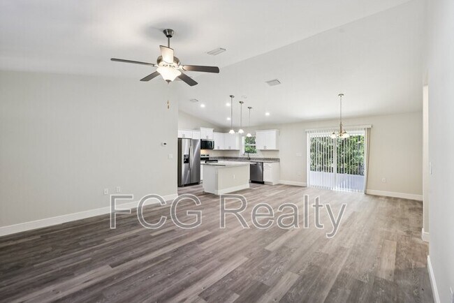 Building Photo - 10687 N Adler Dr