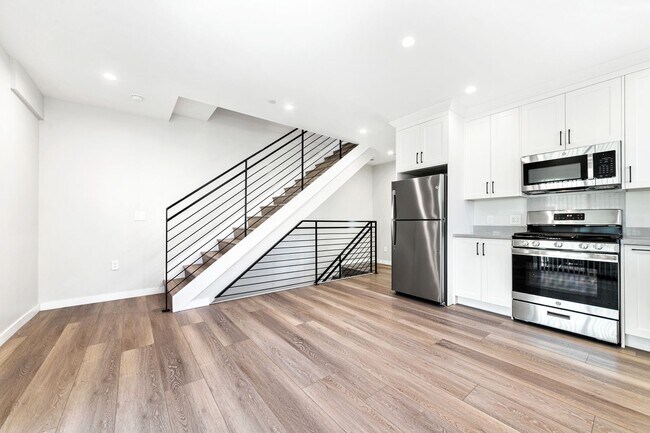 Building Photo - 2616 ELL