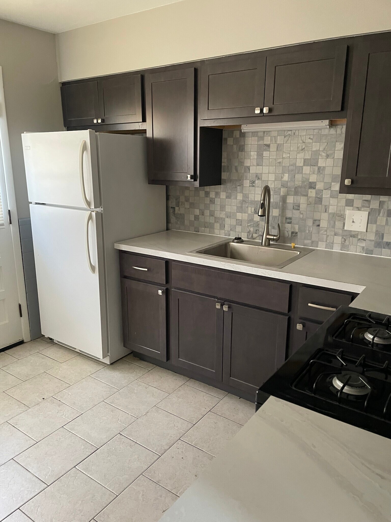 Building Photo - 1261 Mehlview Ct