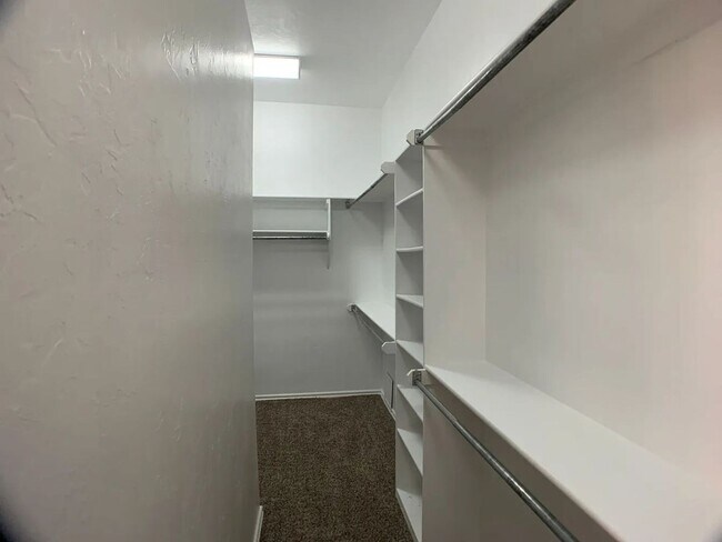 Building Photo - Spacious 4-Bedroom Home | Fenced Yard & 2-Car Garage