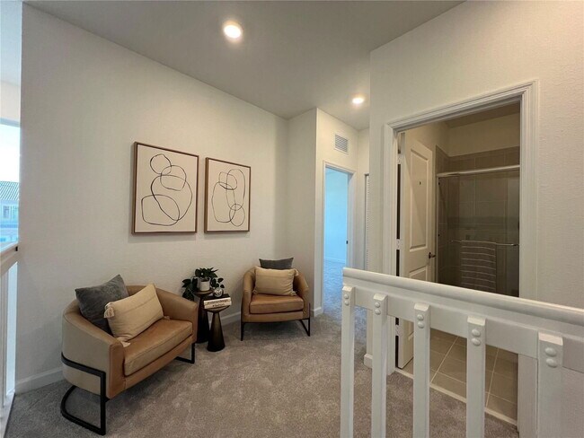 Building Photo - 651 SE 14th Ct