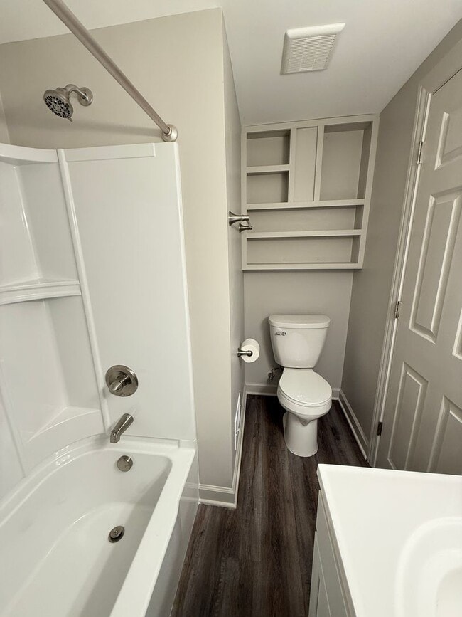 Building Photo - NEW REMODELED- 2 bedroom duplex