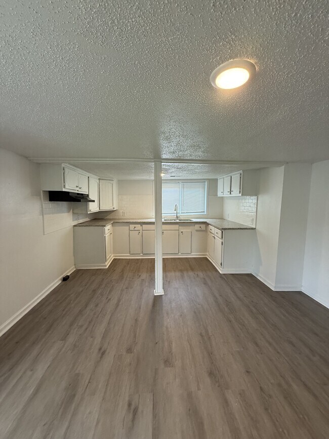 Building Photo - 5317 Watson Ave