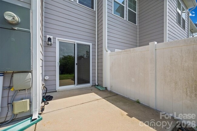 Building Photo - 1093 Chicory Trce