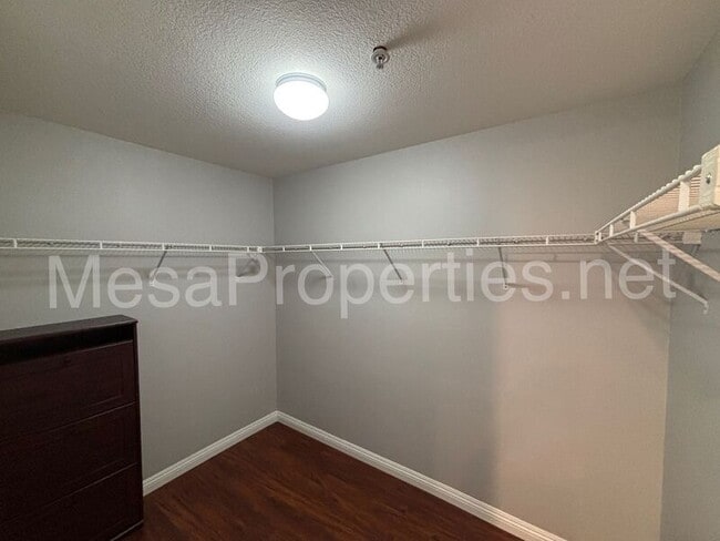 Building Photo - 16740 Inverrary Way