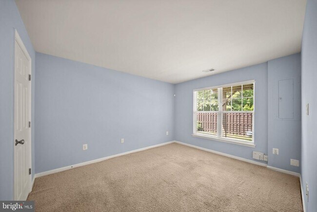 Building Photo - 11845 Lake Baldwin Dr