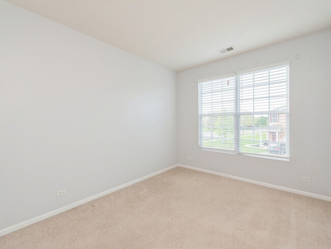 Building Photo - 2243 Concord Dr