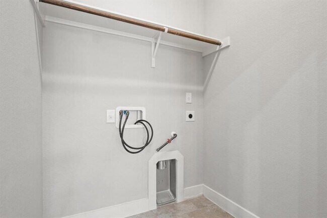 Building Photo - 12203 Cottage Promenade Ct
