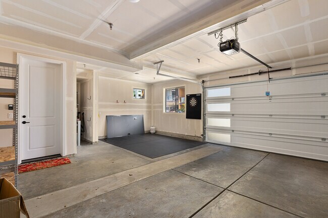 Building Photo - 933 Dove Tail Ln NW