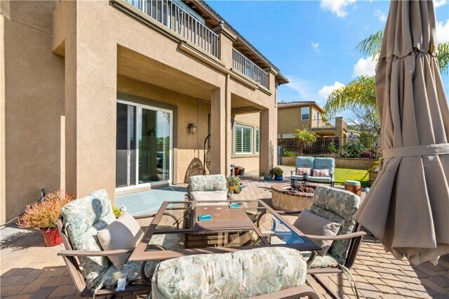 Building Photo - 16423 Village Meadow Dr