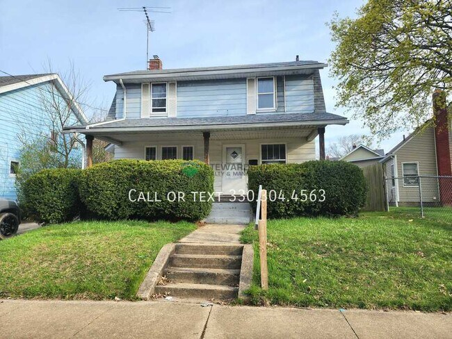 Building Photo - 623 Cole Ave