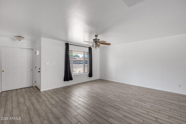 Building Photo - 8544 E Osborn Rd