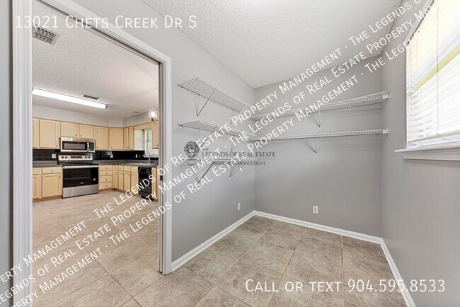 Building Photo - 13021 Chets Creek Dr S