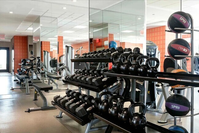 Building Photo - 110 1st St