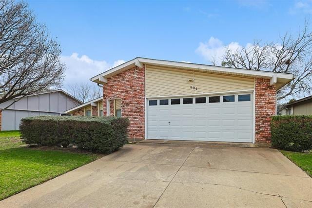 Building Photo - 804 Forest Glen Dr