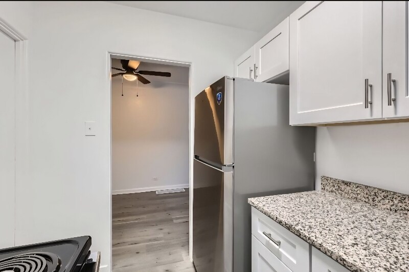 Building Photo - 1557-1557 Tamarac St