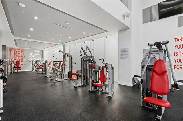 Building Photo - 901 Brickell Key Blvd