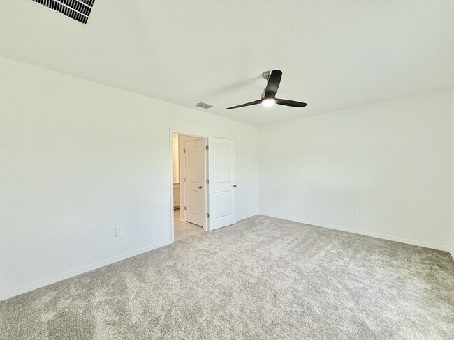 Building Photo - 1240 Tyler Lp