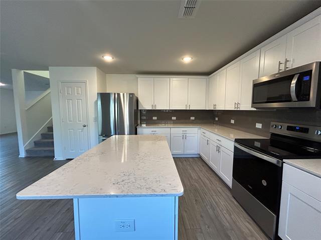 Building Photo - 4640 Greyberry Dr