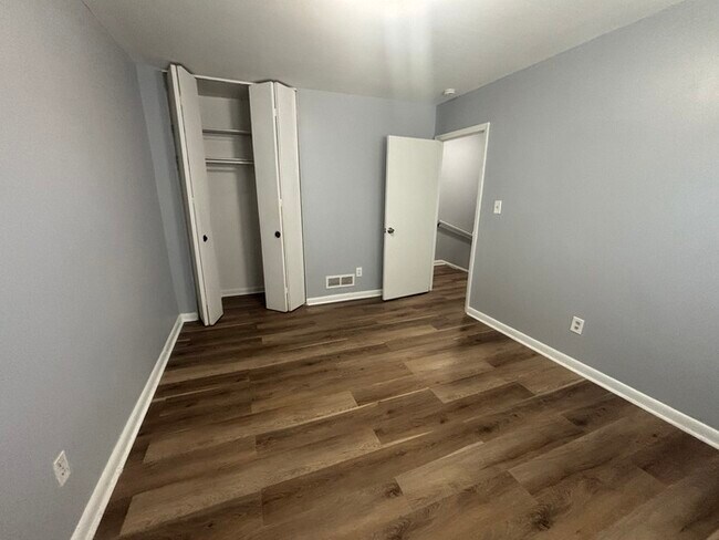 Building Photo - 3 bedrooms with a finished basement