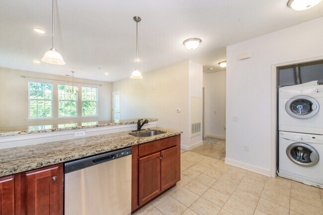 Building Photo - 4211 Ramapo Ct