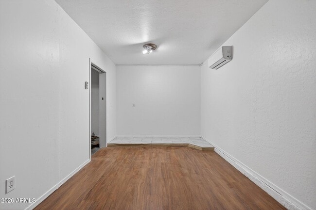 Building Photo - 3241 S Horizon Pl