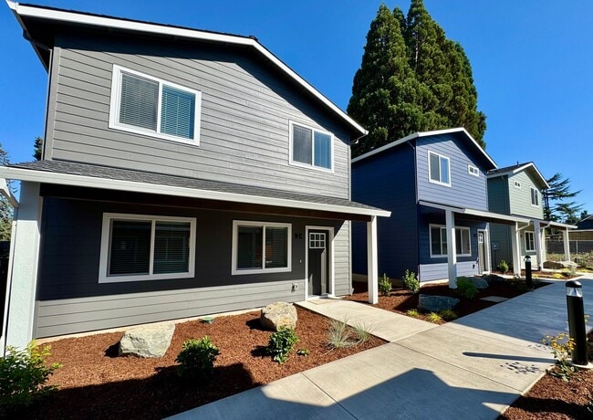 Building Photo - Newly Built 3 Bed, 2.5 Bath Cottage Homes with Washer & Dryer