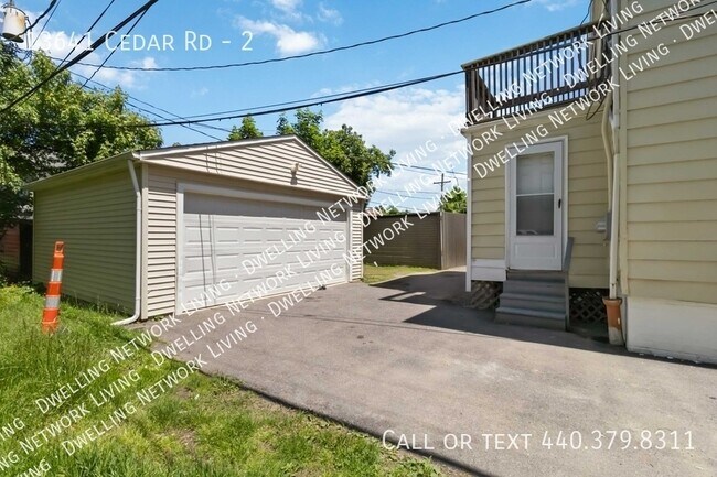 Building Photo - 13641 Cedar Rd