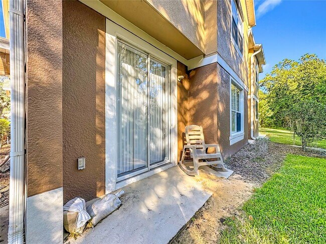 Building Photo - 1500 Broken Oak Dr