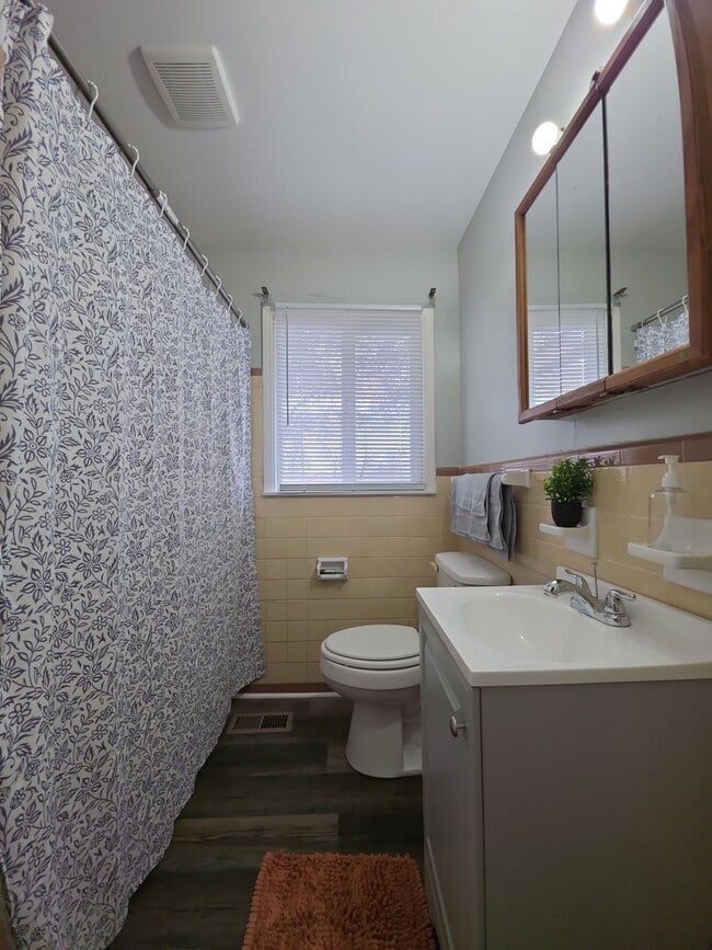 Building Photo - 3315 Kavanaugh Dr NW