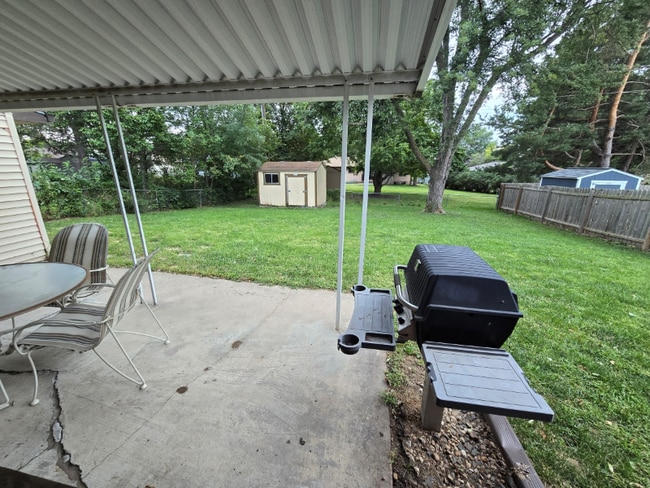 Building Photo - 1123 Starview Ln