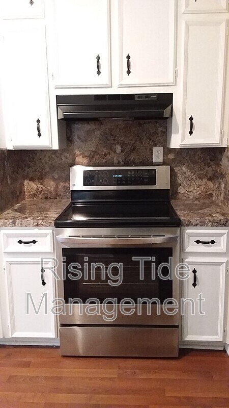 Building Photo - 2743 Lee Meadows Dr