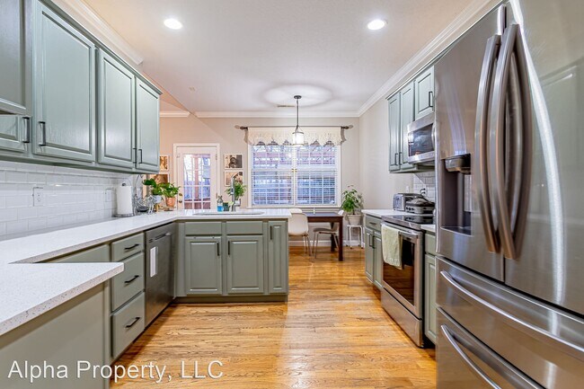 Building Photo - 4 br, 2 bath House - 228 Josh Ct