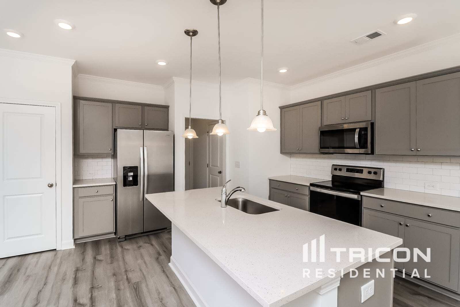 Building Photo - 178 E Rdg Wy